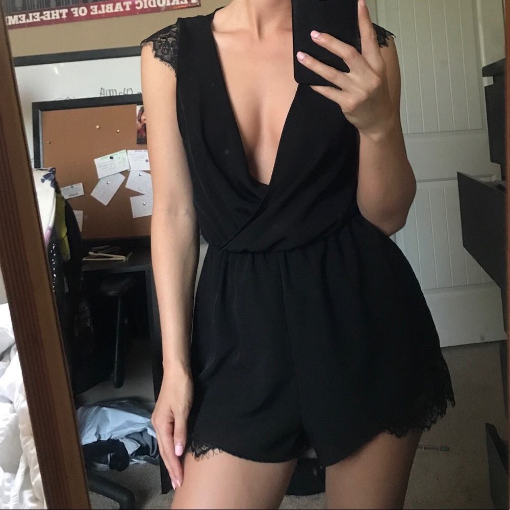 Kimchi blue lace romper small
